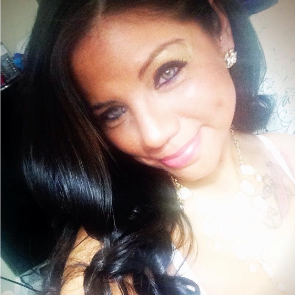 Meet your Posher, Yess